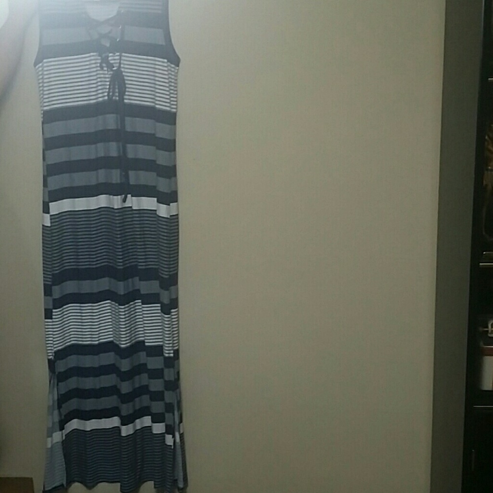 EXIST dress